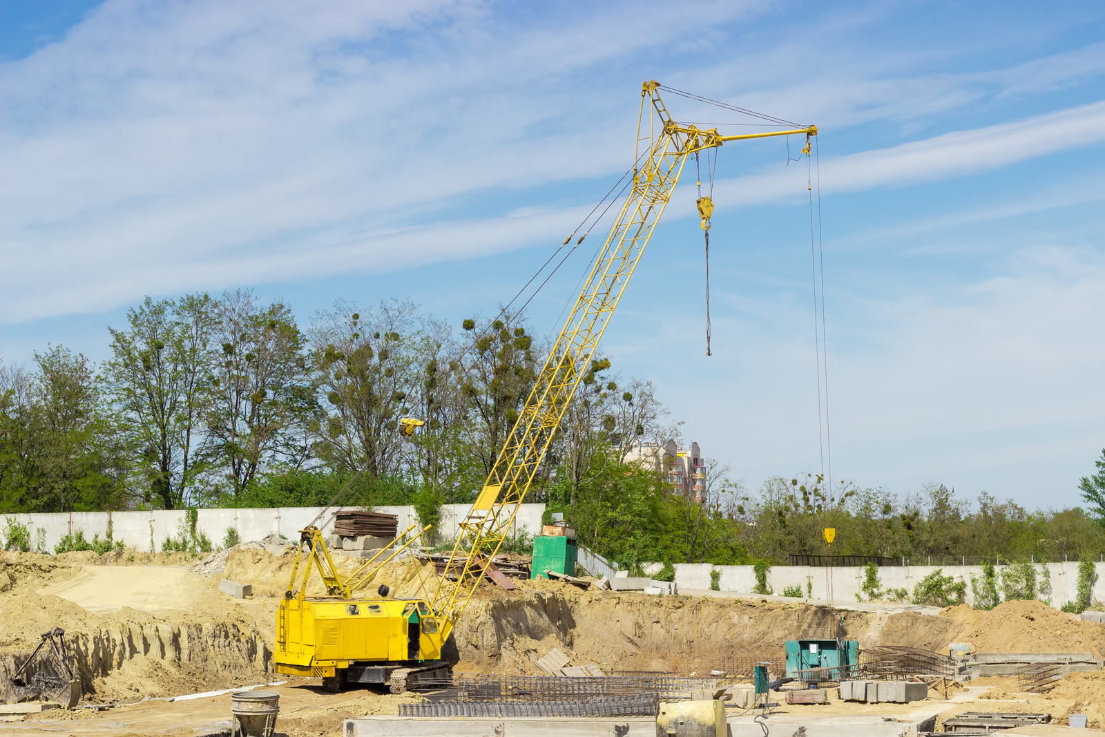 How To Choose Between A Lattice Boom And Telescopic Boom Crawler Crane ...