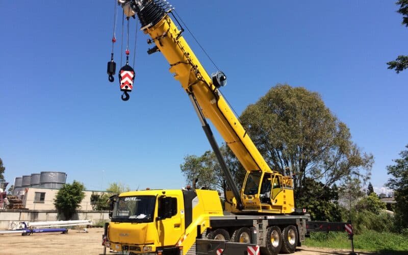 crane for inspection
