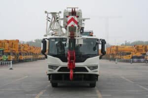 XCMG truck crane